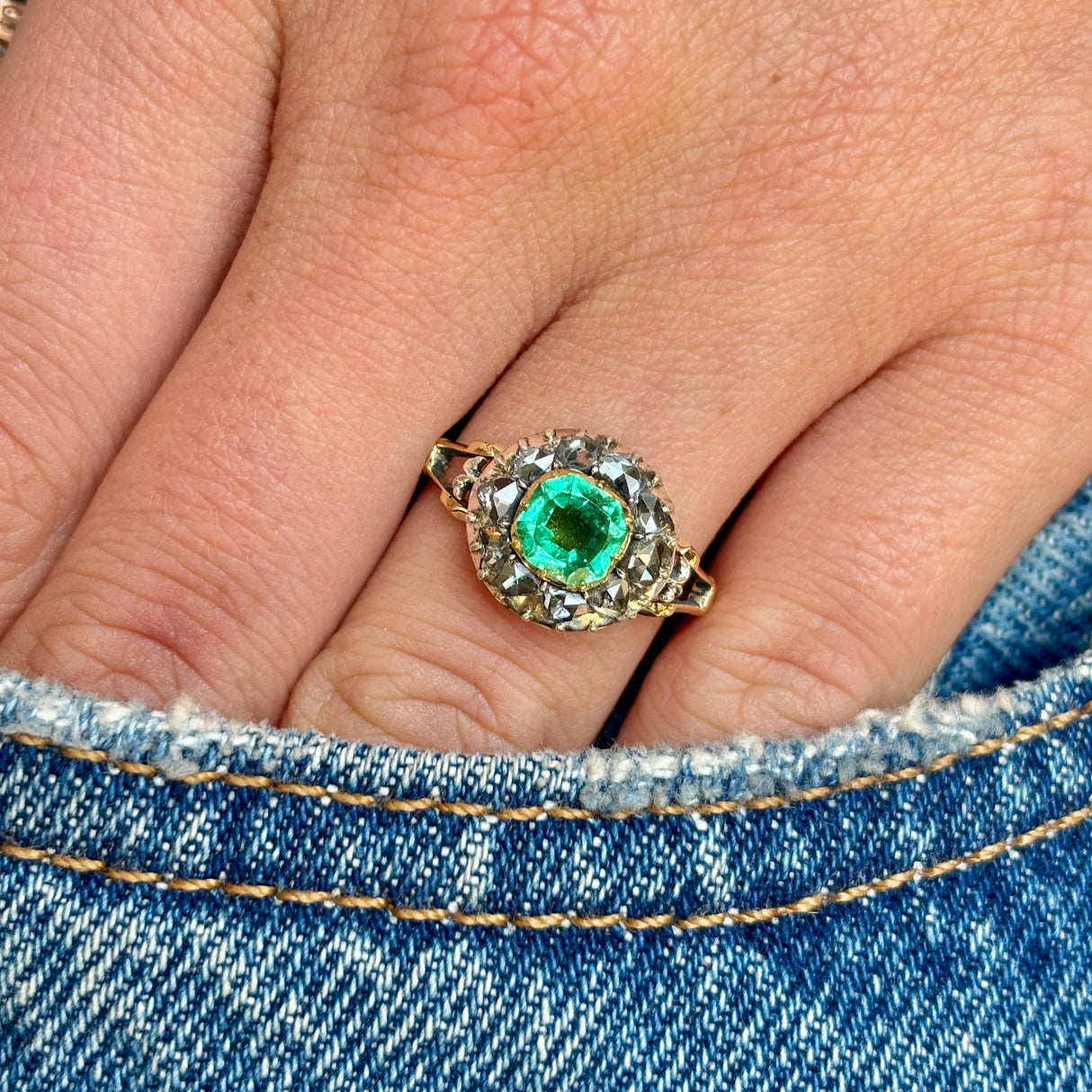 Antique, Georgian emerald & diamond cluster ring