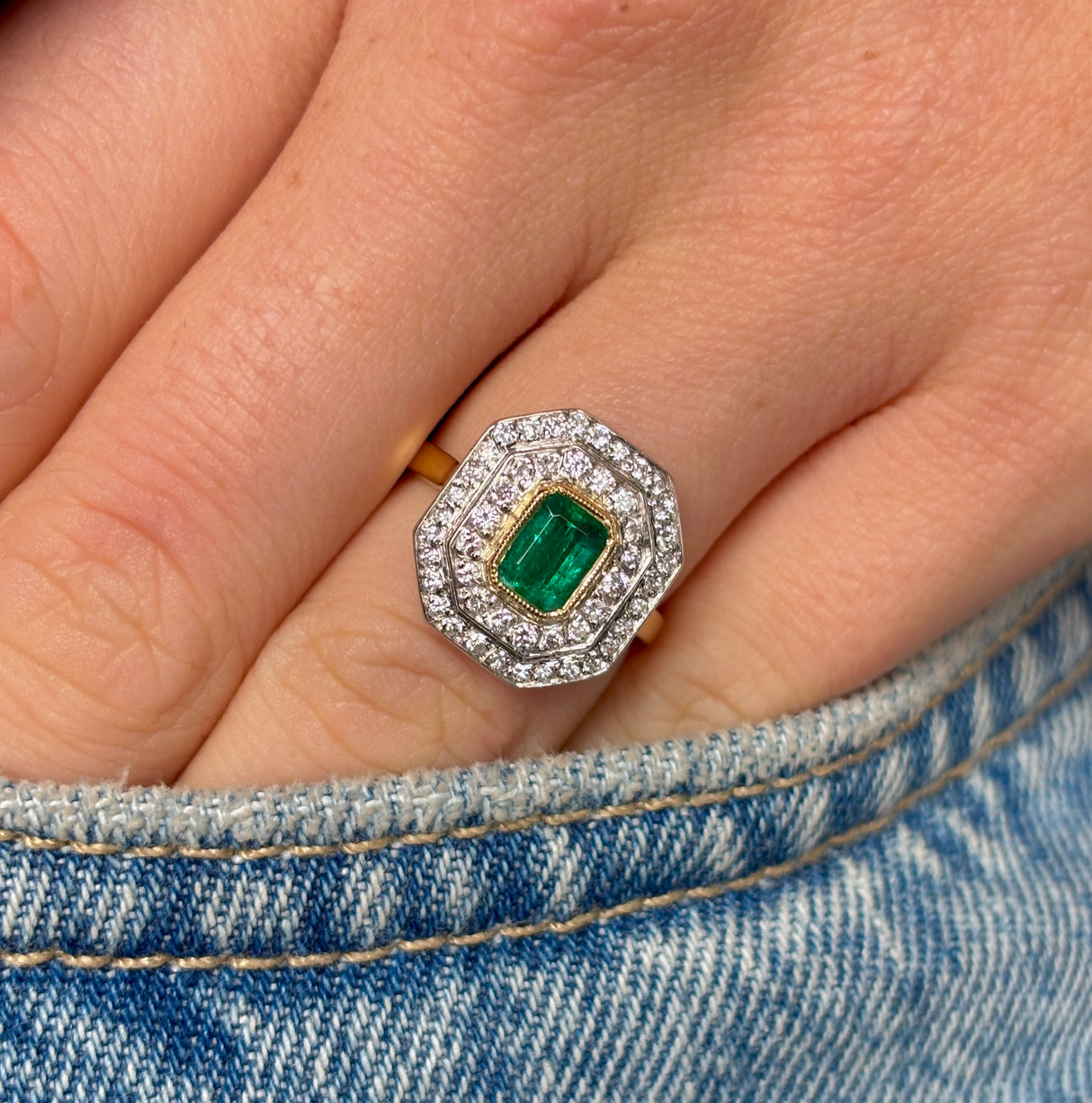 Vintage, 1950s emerald & diamond cluster ring