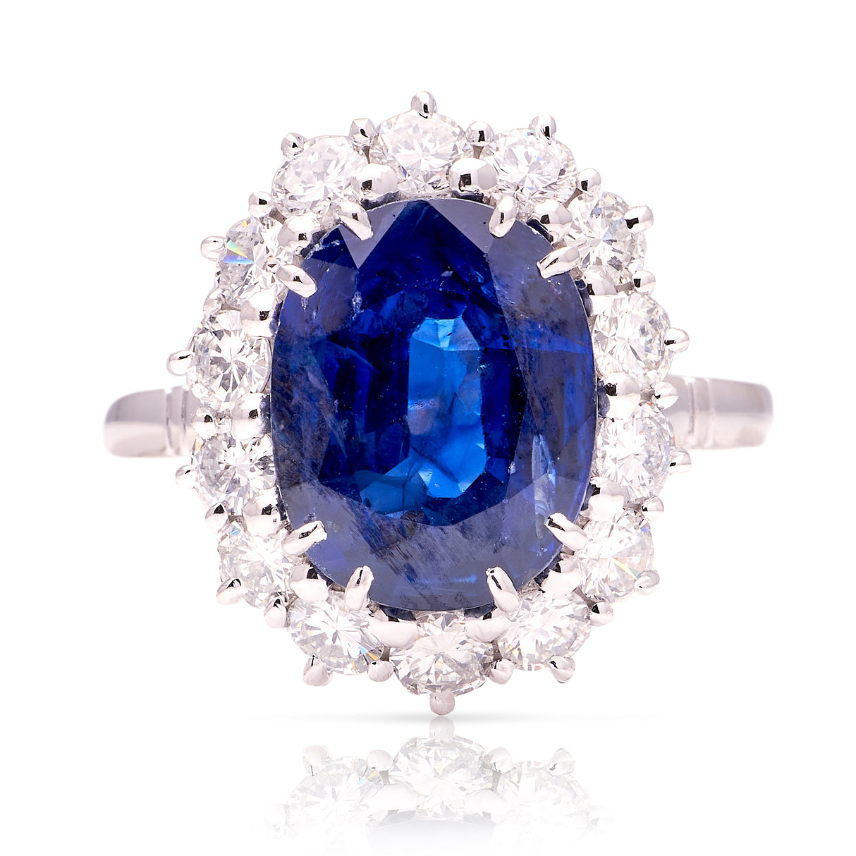 Vintage, 1940s sapphire & diamond cluster ring