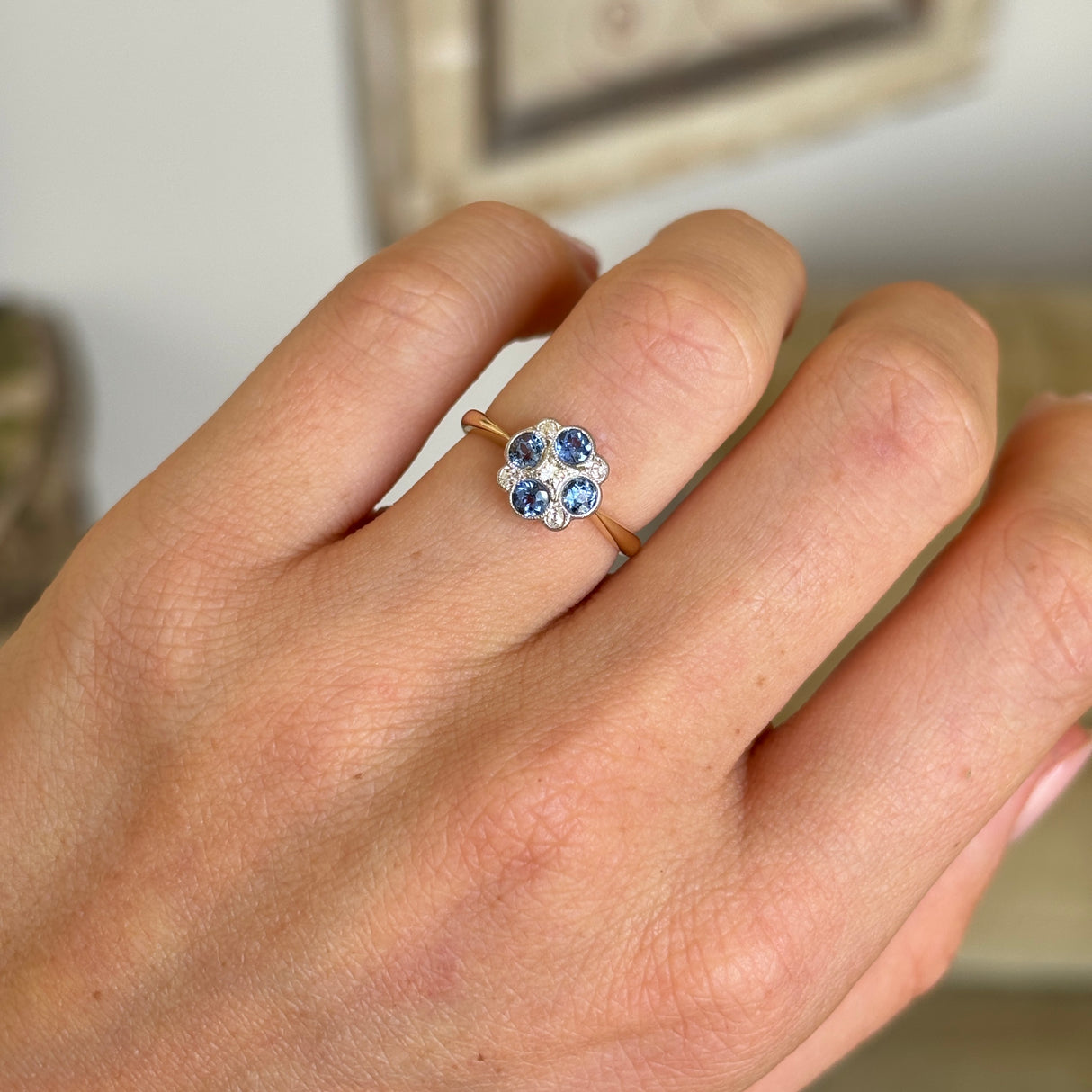 Antique, 1900s sapphire & diamond cluster ring