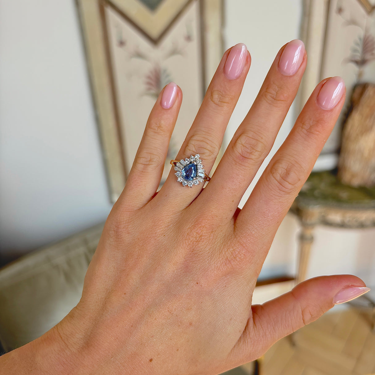 Vintage, 1950s sapphire & diamond cluster ring