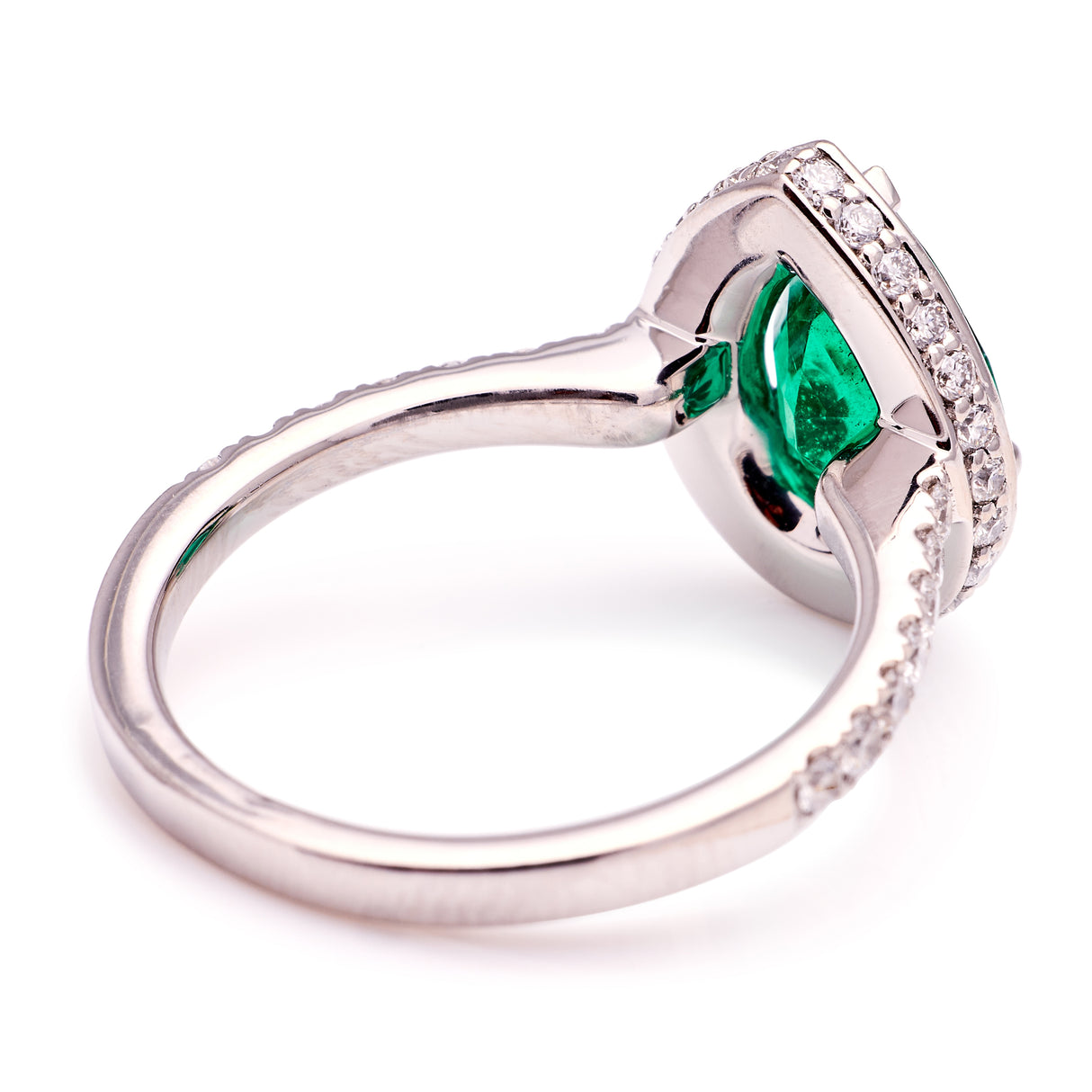 Title
Vintage, emerald & diamond cluster ring