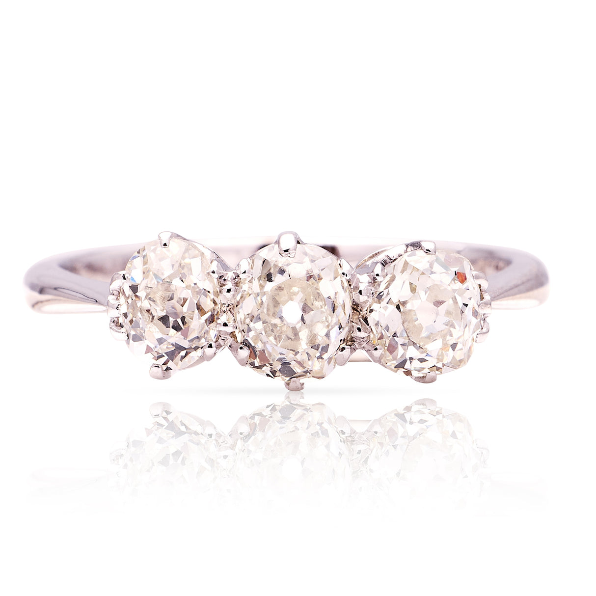 Antique, Edwardian three-stone diamond ring