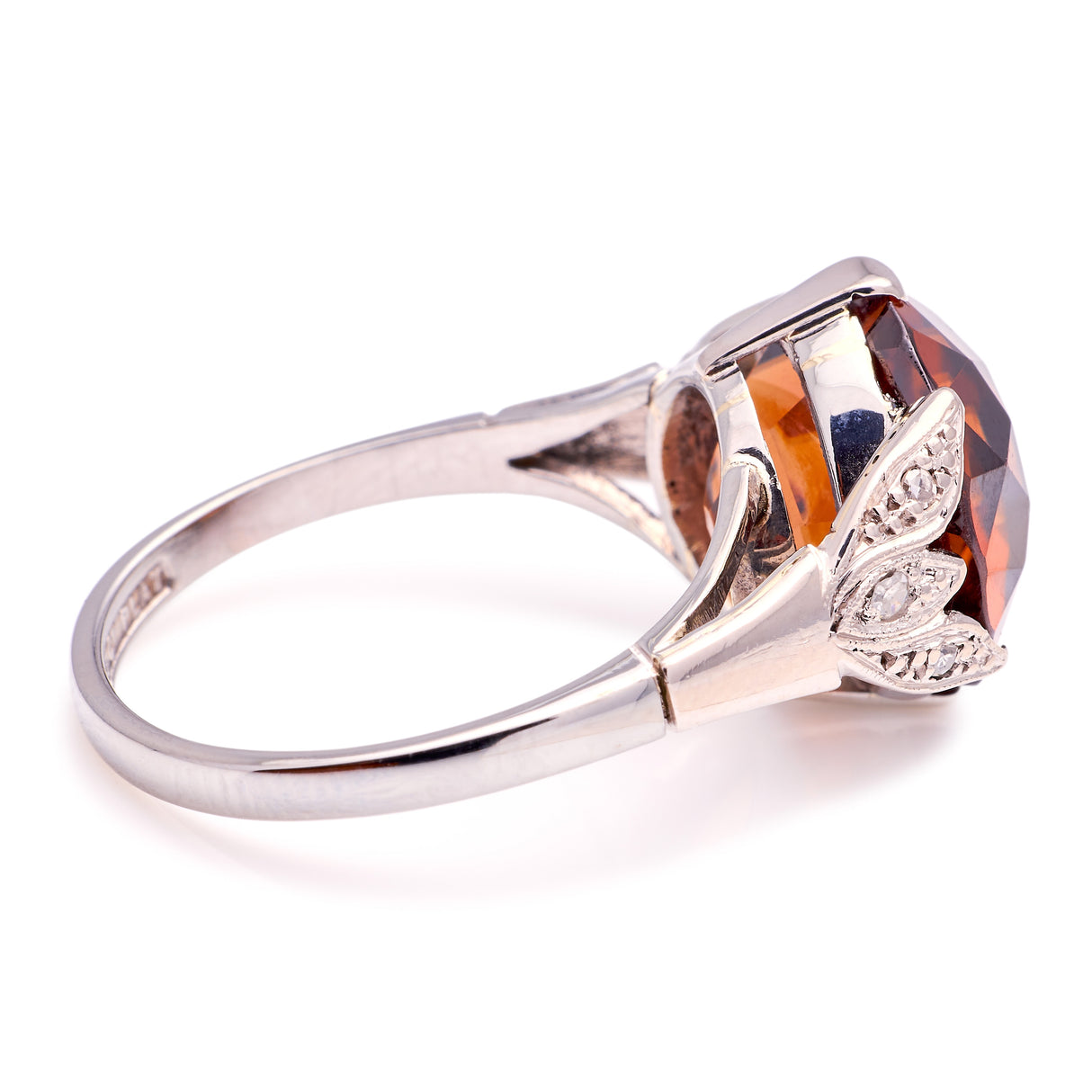 Vintage, 1930s brown zircon ring