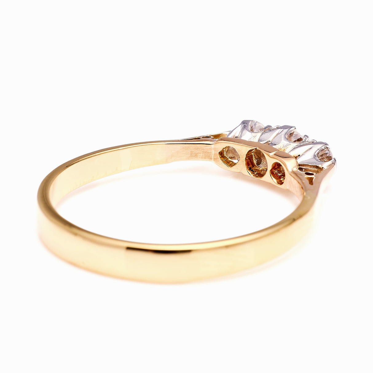 Vintage, 1990s three-stone diamond ring