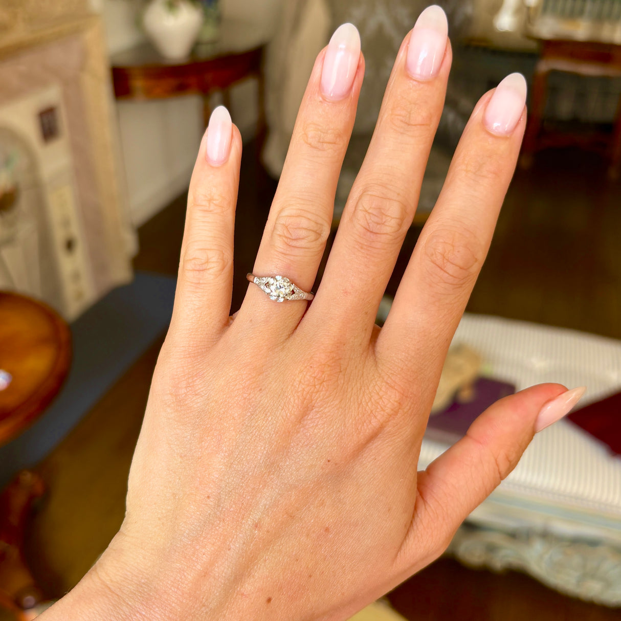 Antique, 1930s diamond engagement ring