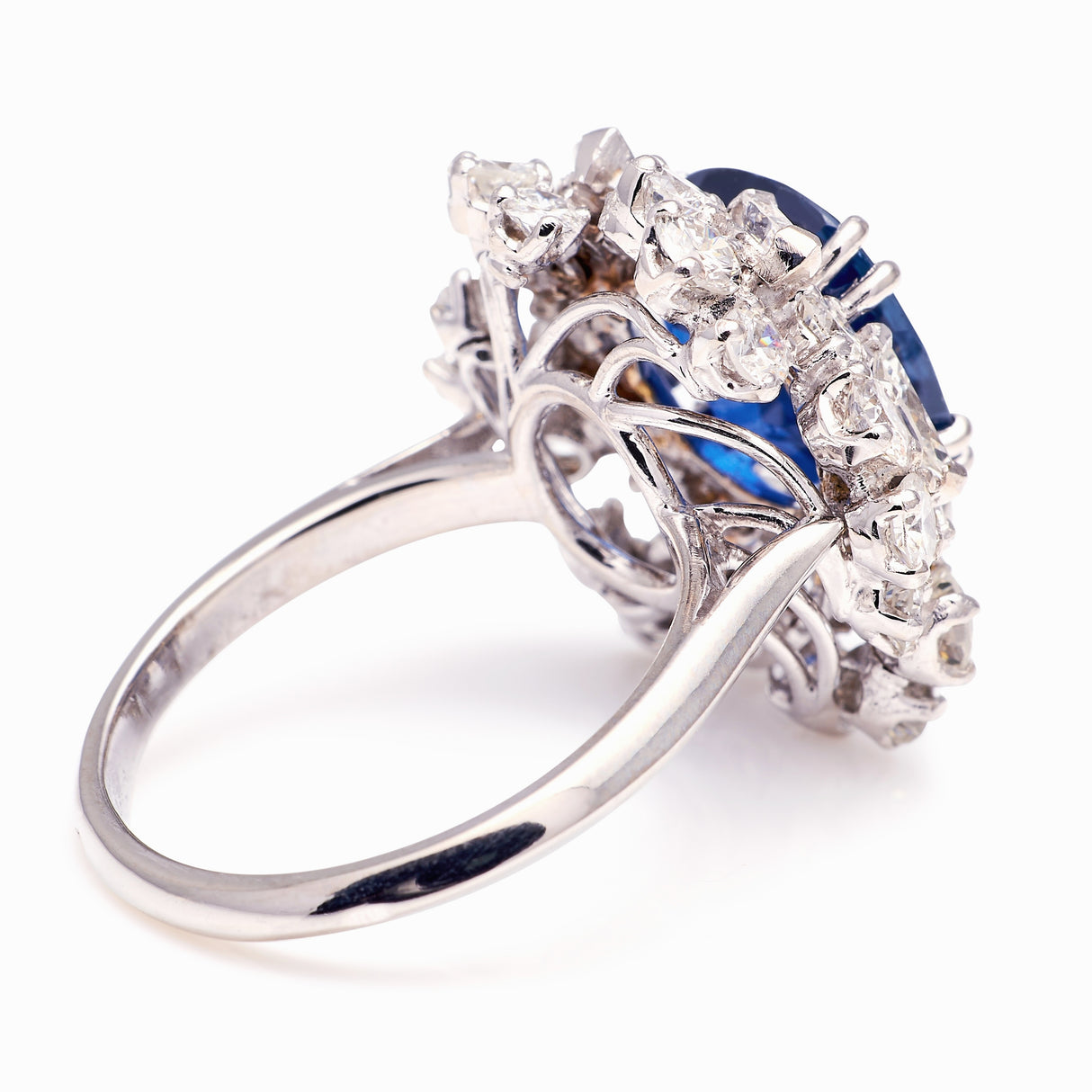 Vintage, 1980s sapphire & diamond cluster cocktail ring