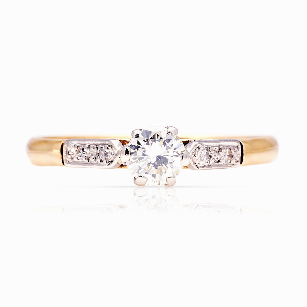 Vintage, 1940s diamond engagement ring