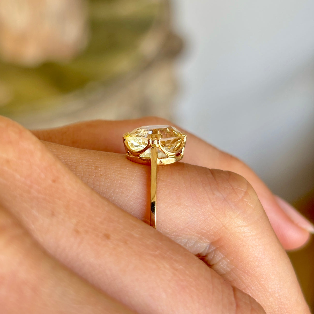 Antique, 1940s yellow sapphire solitaire dress ring