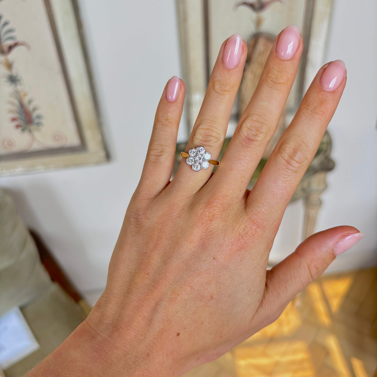 Vintage, 1990s diamond daisy cluster ring