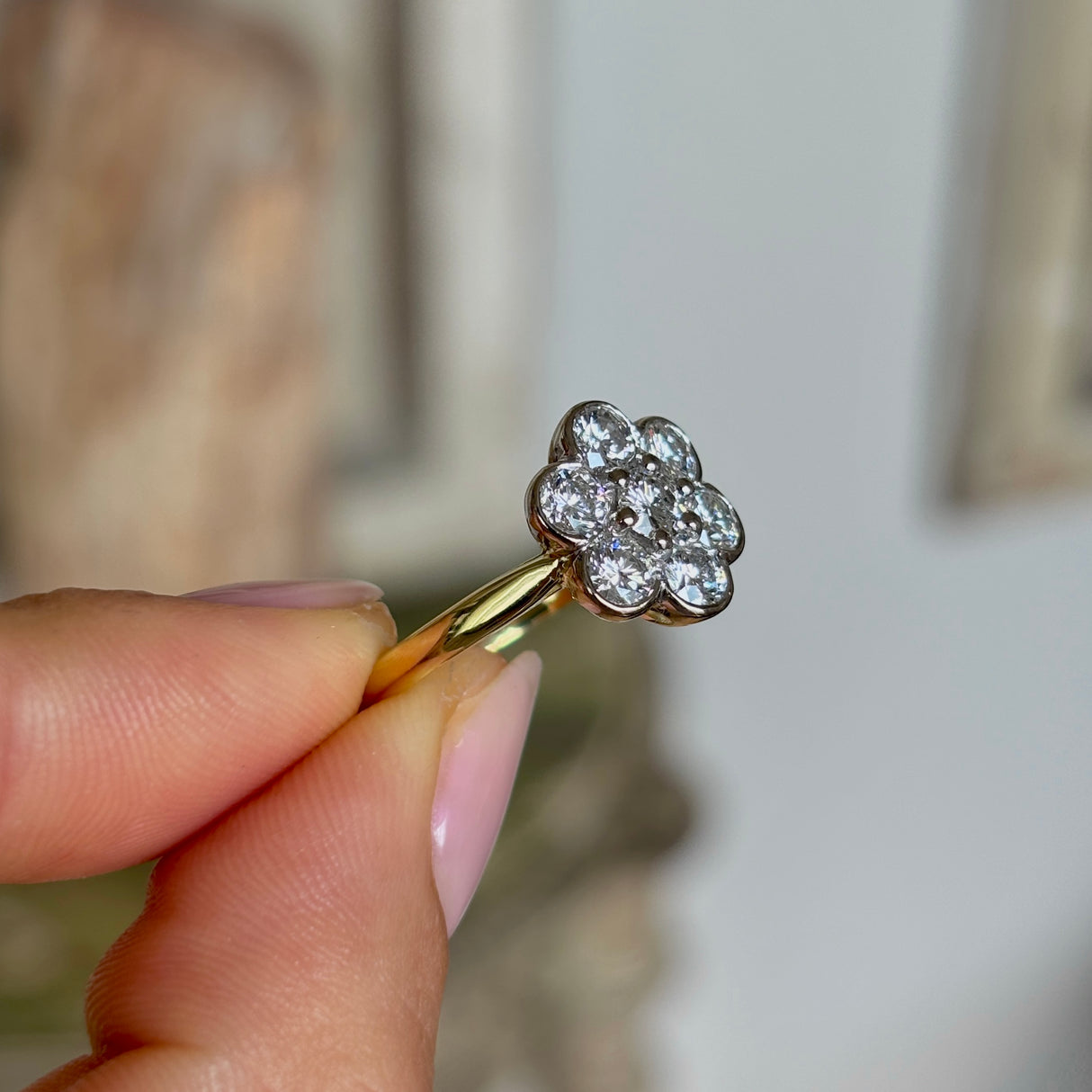 Vintage, 1990s diamond daisy cluster ring