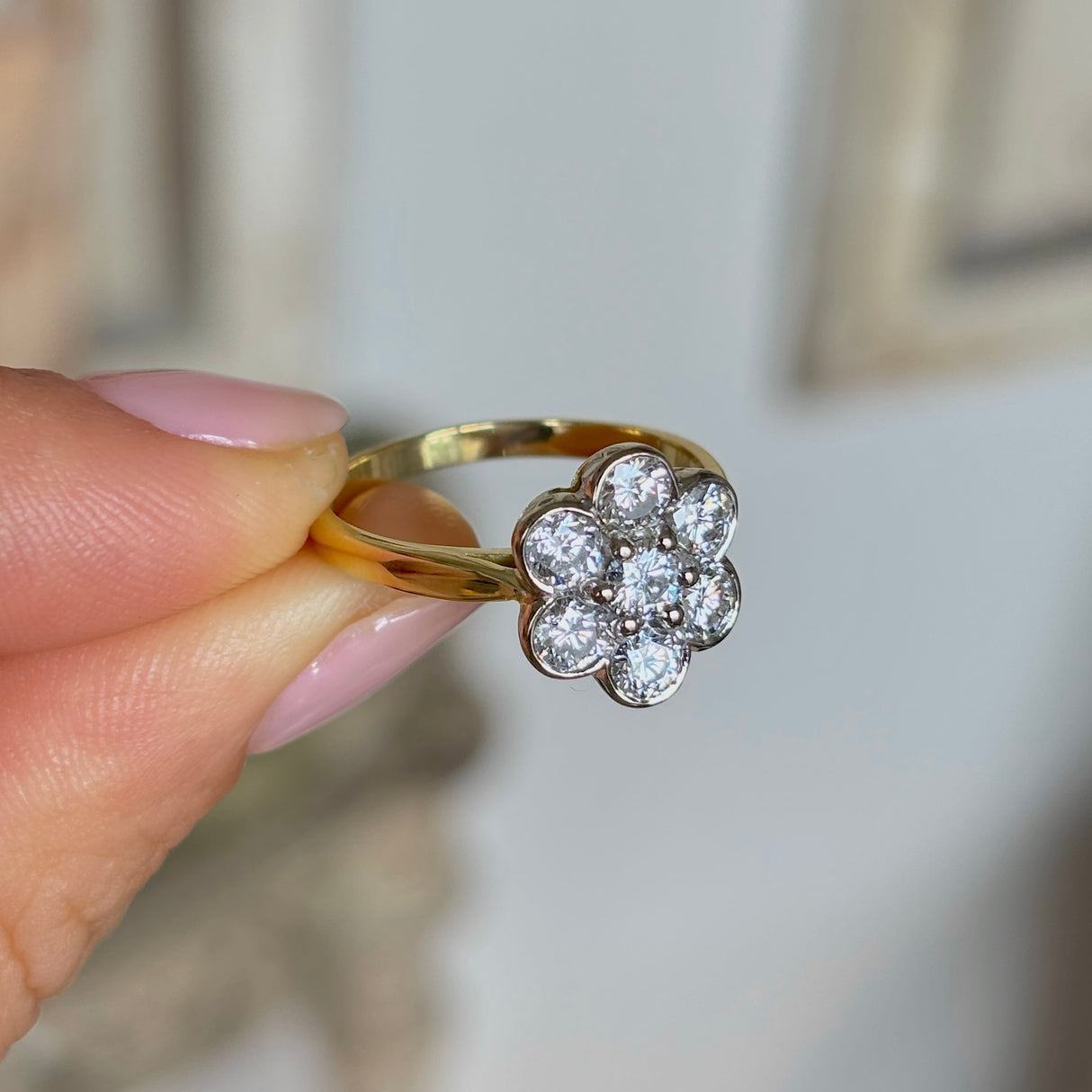 Vintage, 1990s diamond daisy cluster ring