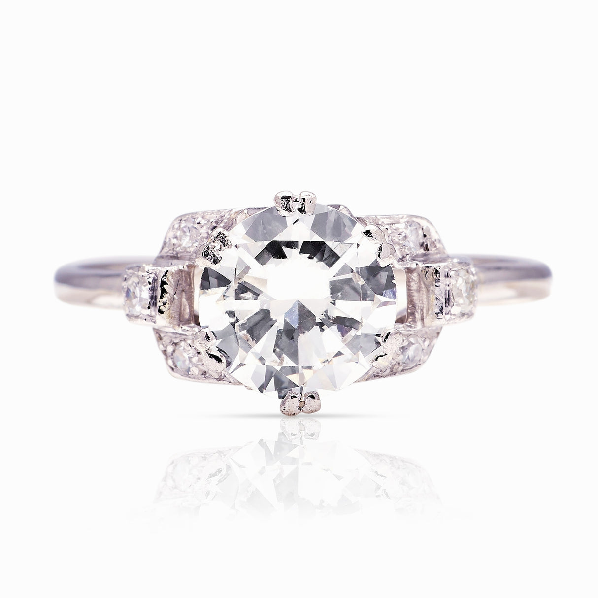 Vintage, 1930s diamond engagement ring