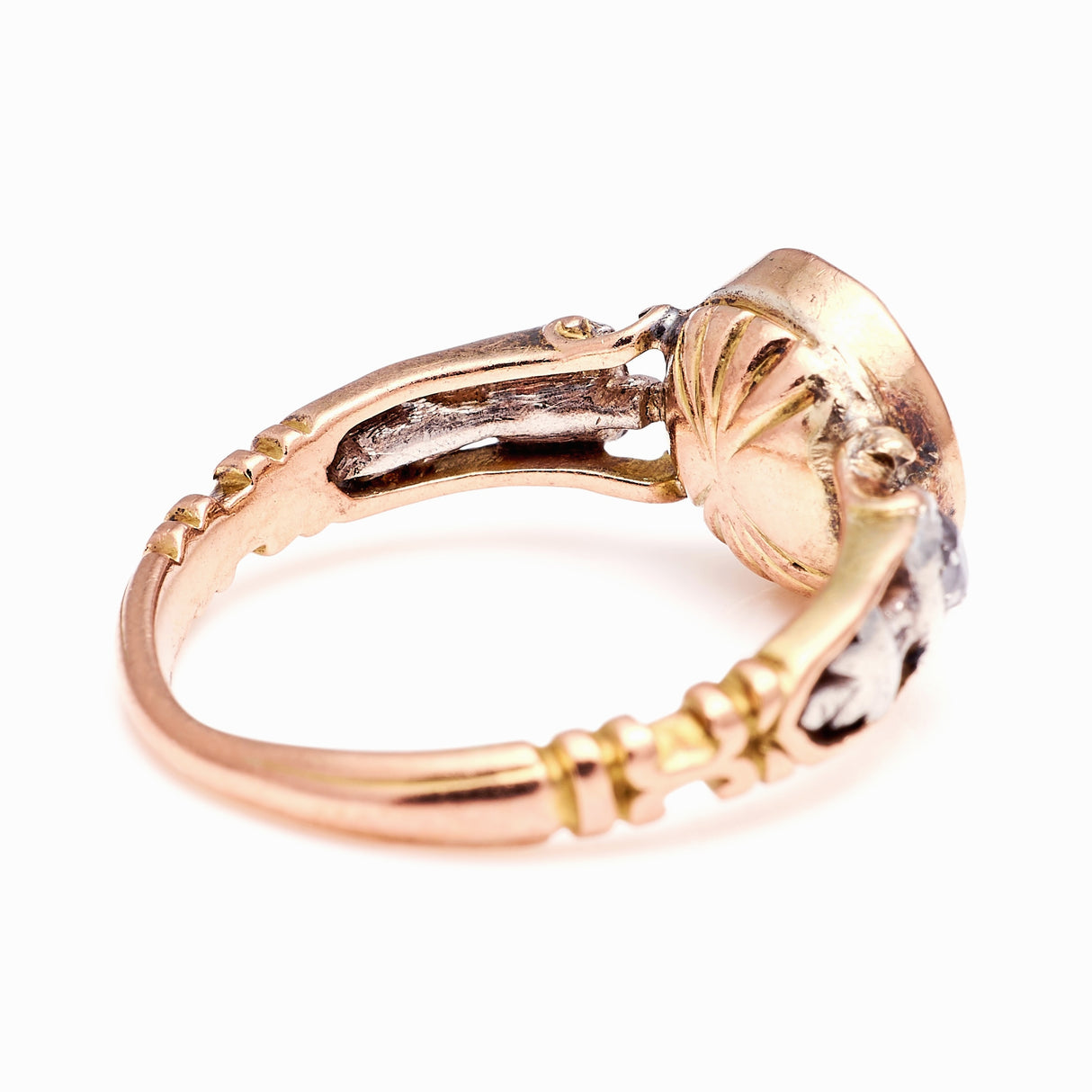 Antique, Georgian garnet & diamond ring