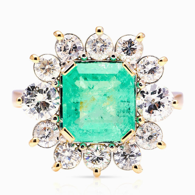 Vintage, 1970s emerald & diamond cluster ring