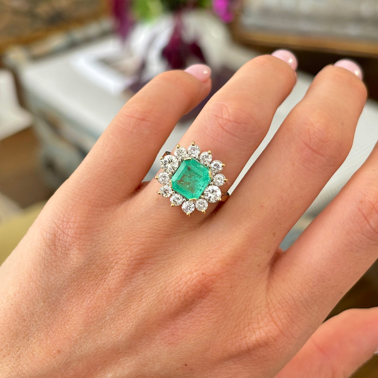Vintage, 1970s emerald & diamond cluster ring