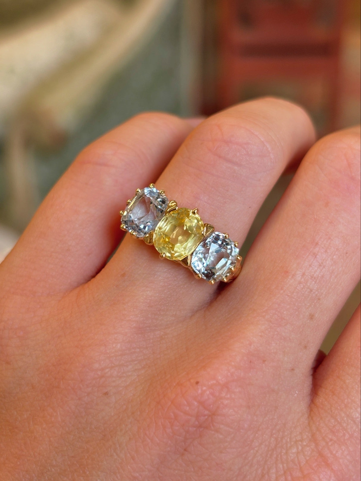 Antique, Victorian yellow & pale sapphire three-stone ring