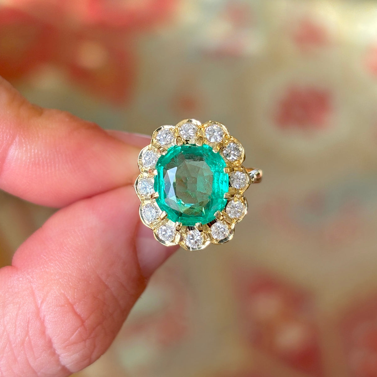 Vintage, 1980s emerald & diamond cluster ring