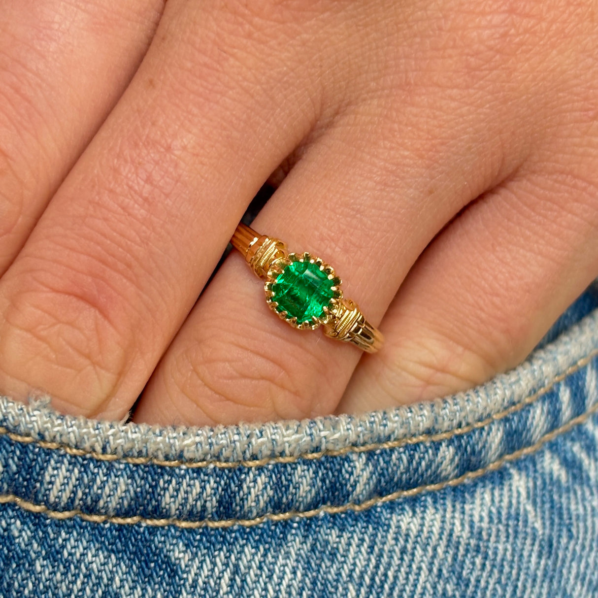Antique, Edwardian emerald solitaire ring