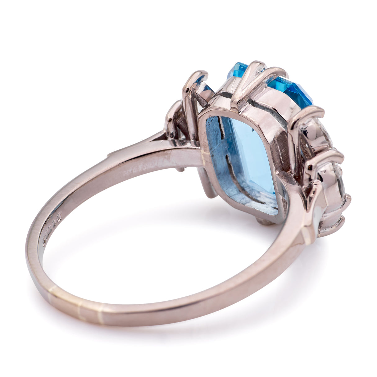 Vintage, 1970s aquamarine & diamond cocktail ring