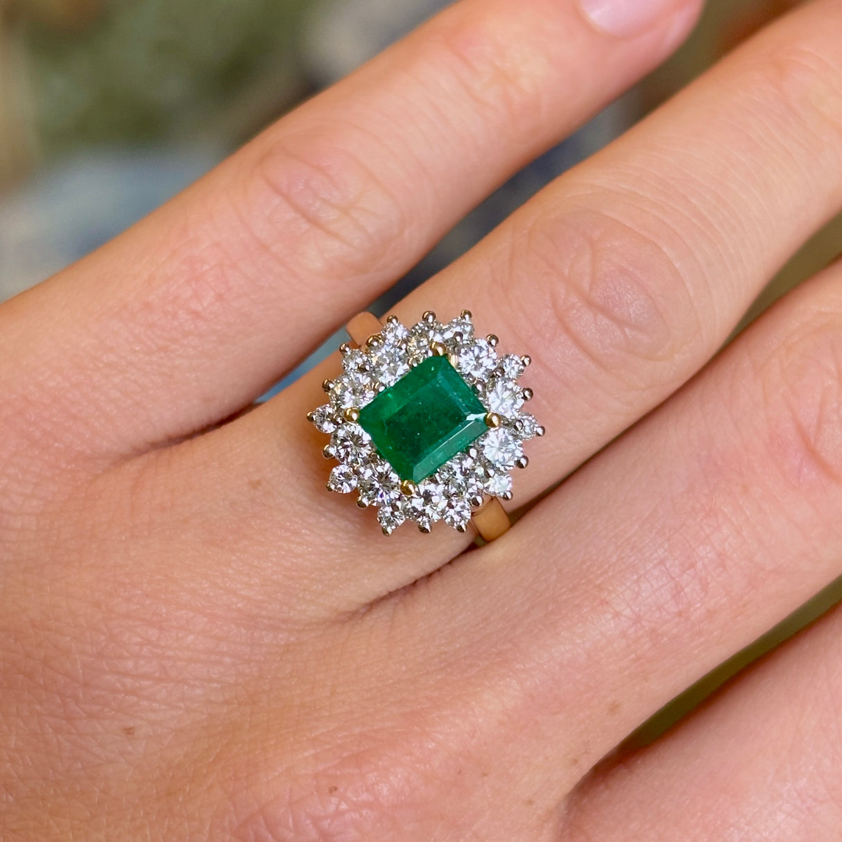 Vintage, 1970s emerald & diamond cluster ring
