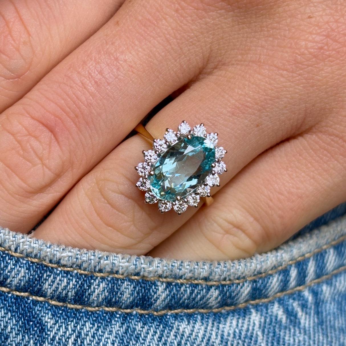 Vintage, 1980s aquamarine & diamond cluster ring