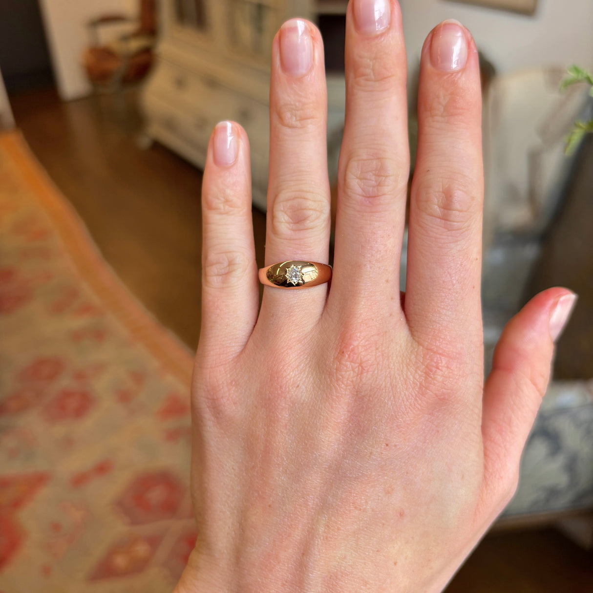 Antique, Victorian diamond solitaire gypsy ring