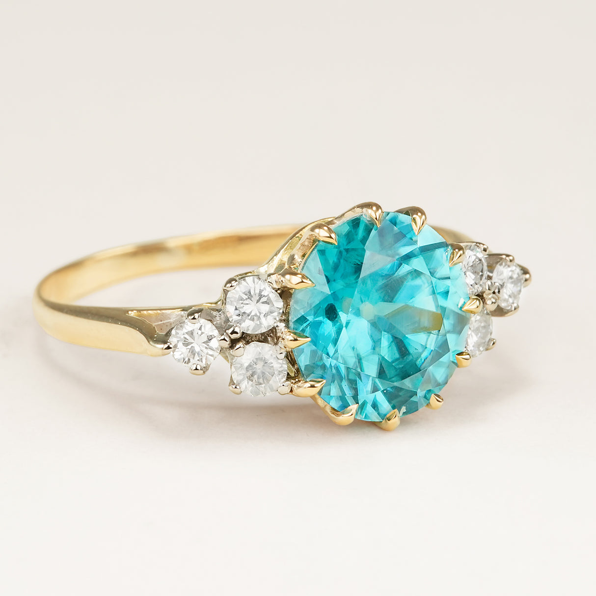 Vintage, 1940s zircon and diamond ring