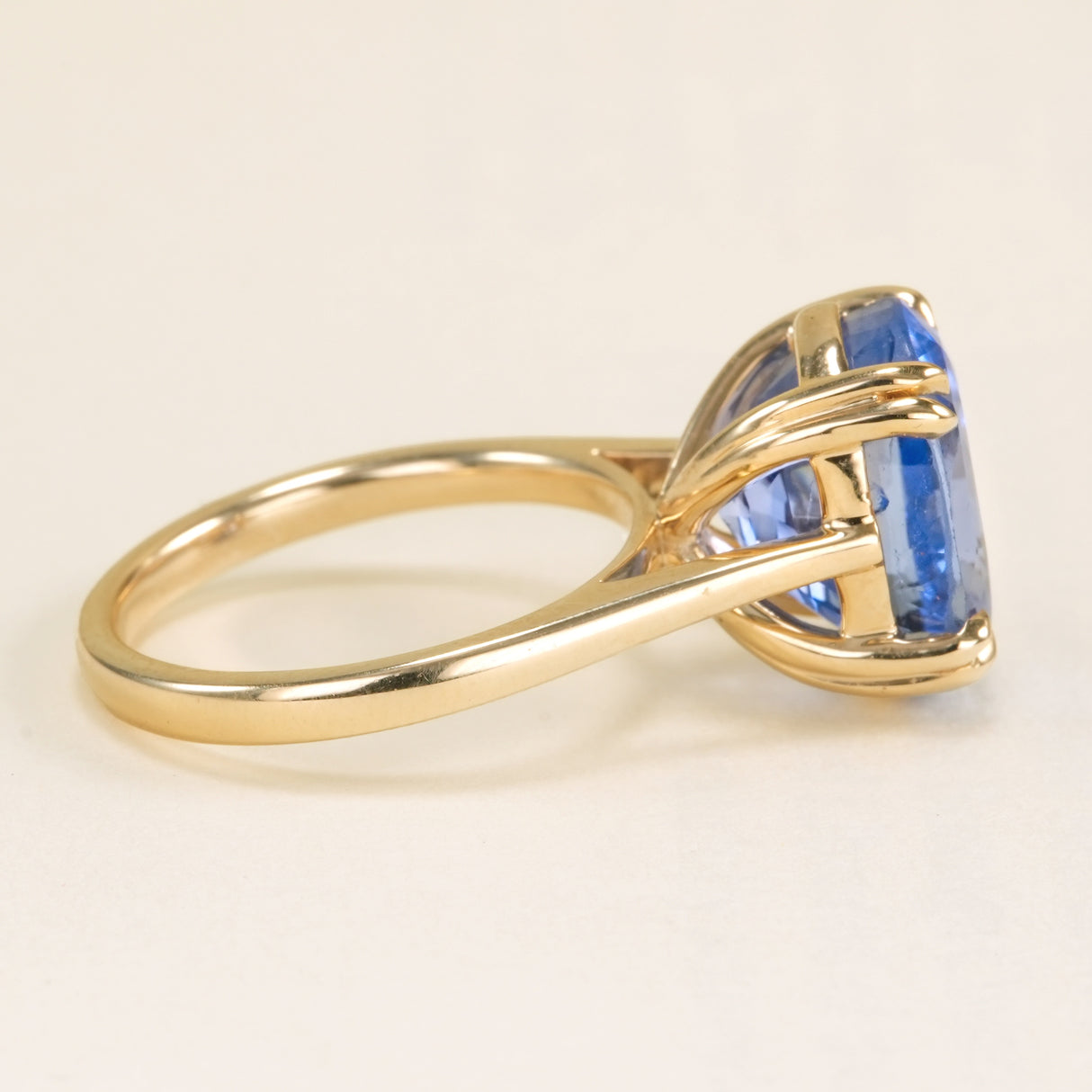 Blue sapphire cocktail ring