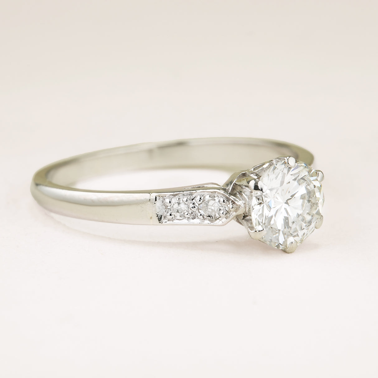 Vintage, 1920s diamond solitaire ring