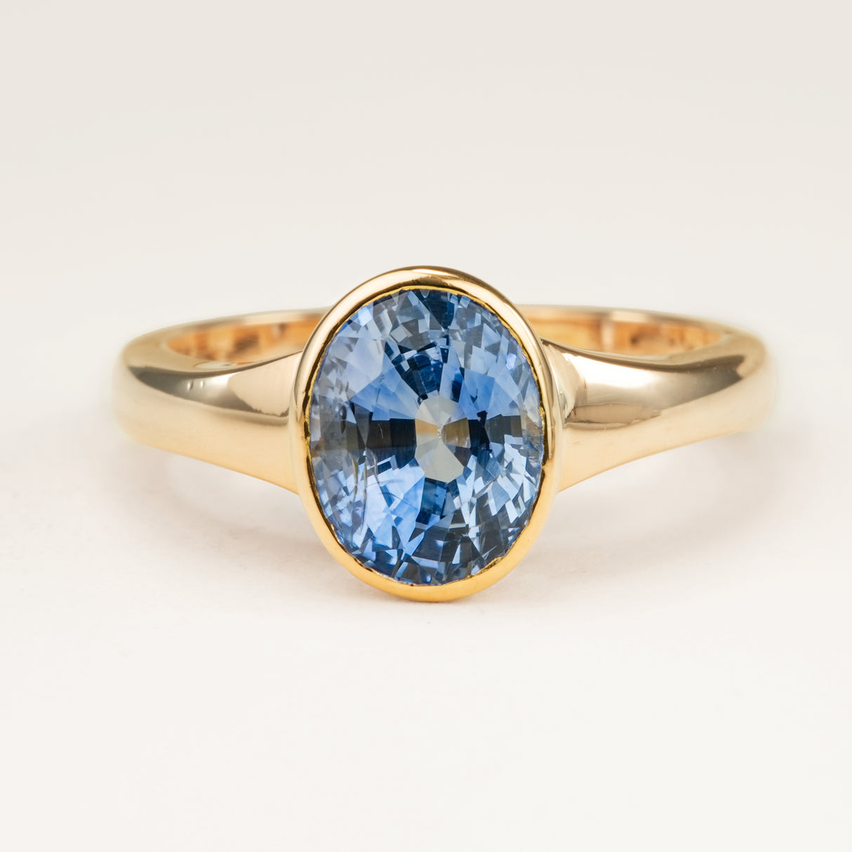 Vintage, 2000's sapphire solitaire ring