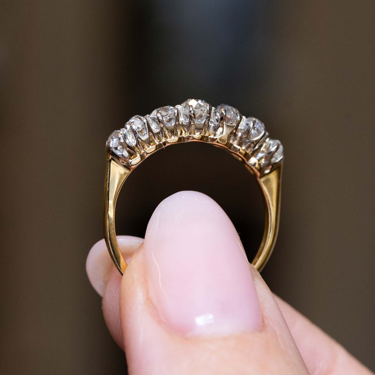 Rear view showing the curved gallery and yellow gold band