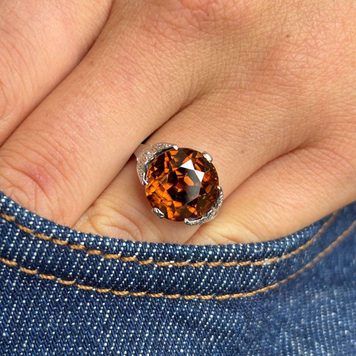Vintage 1930s Brown zircon cocktail ring