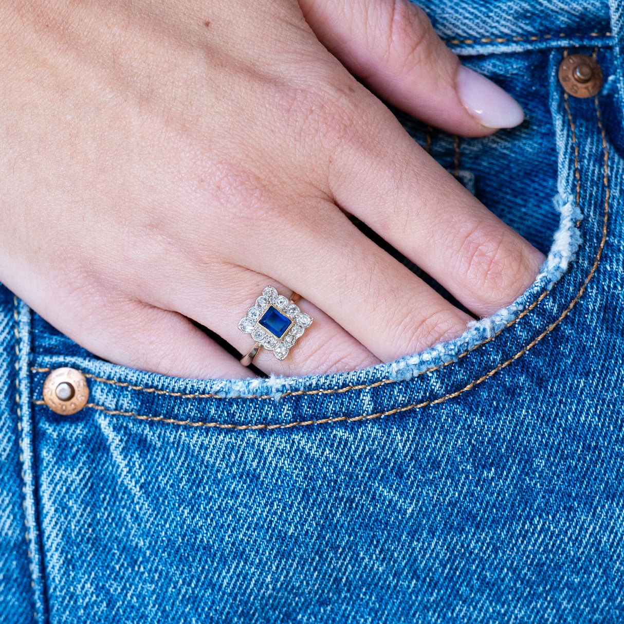 Antique, Art Deco sapphire & diamond cluster ring
