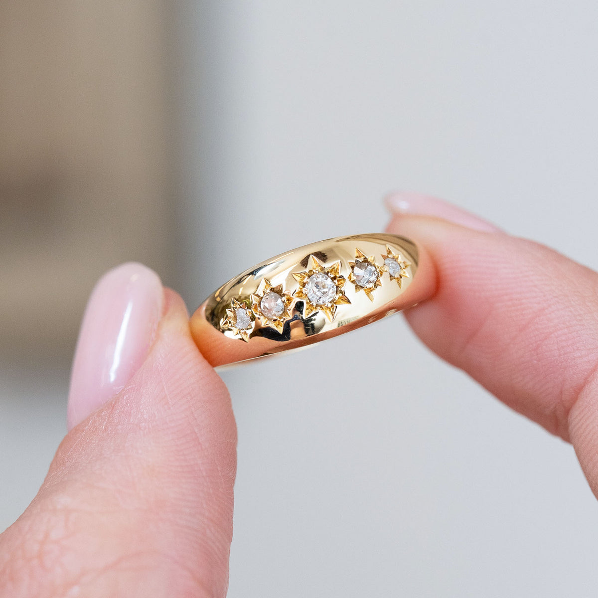 Antique, Edwardian diamond five-stone gypsy ring