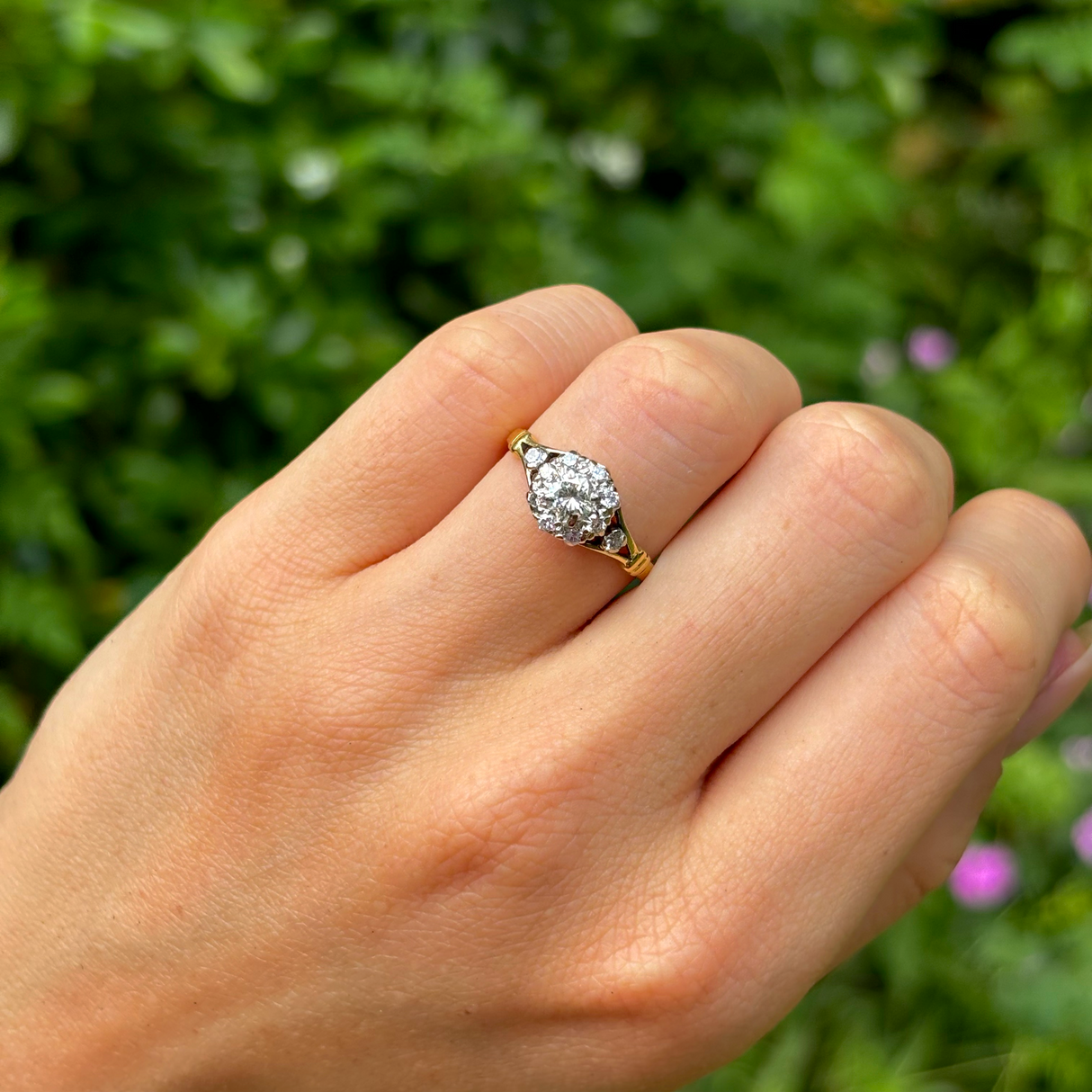 Antique, Edwardian diamond cluster ring, 18ct yellow gold & platinum