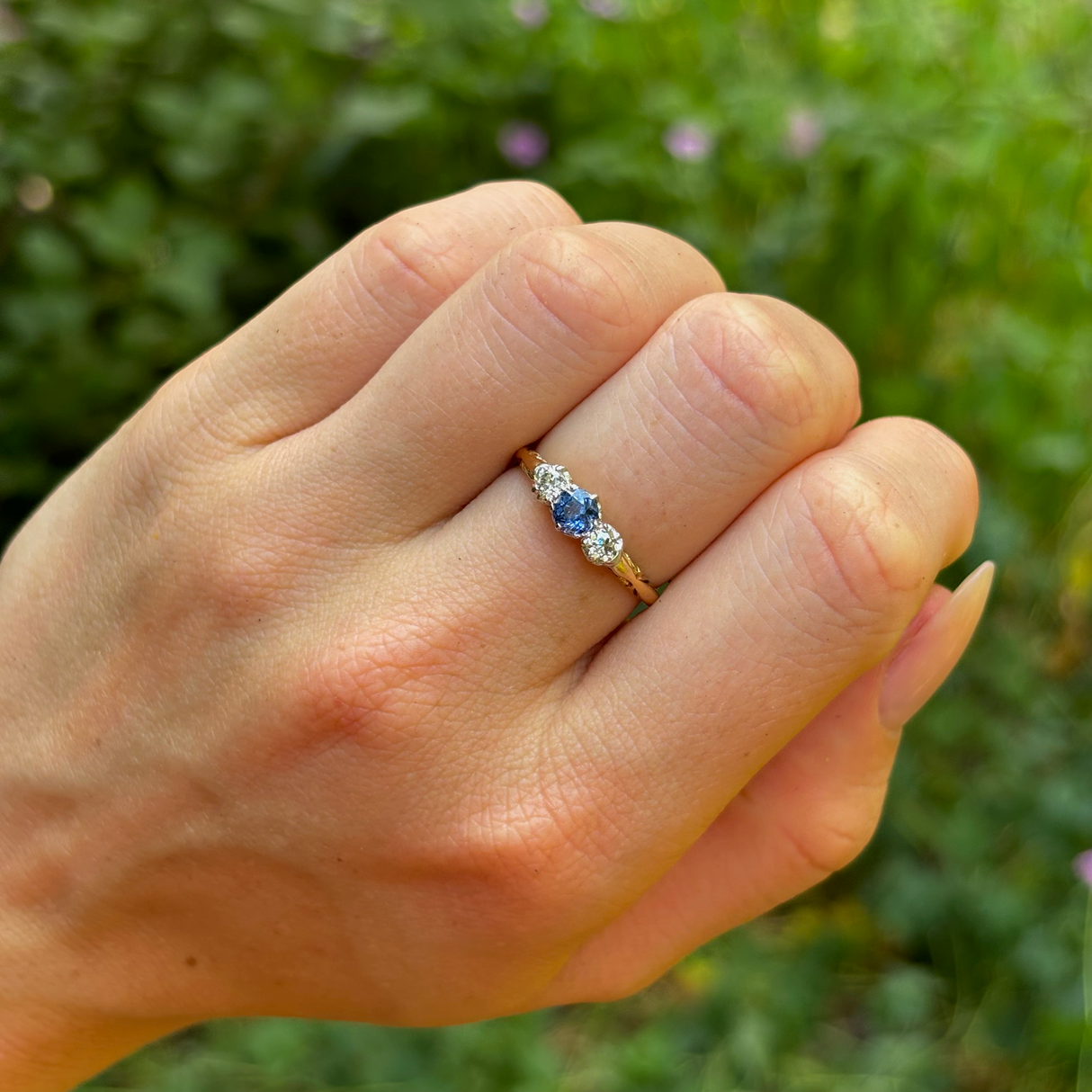 Antique, Edwardian sapphire & diamond three-stone ring, 18ct yellow gold