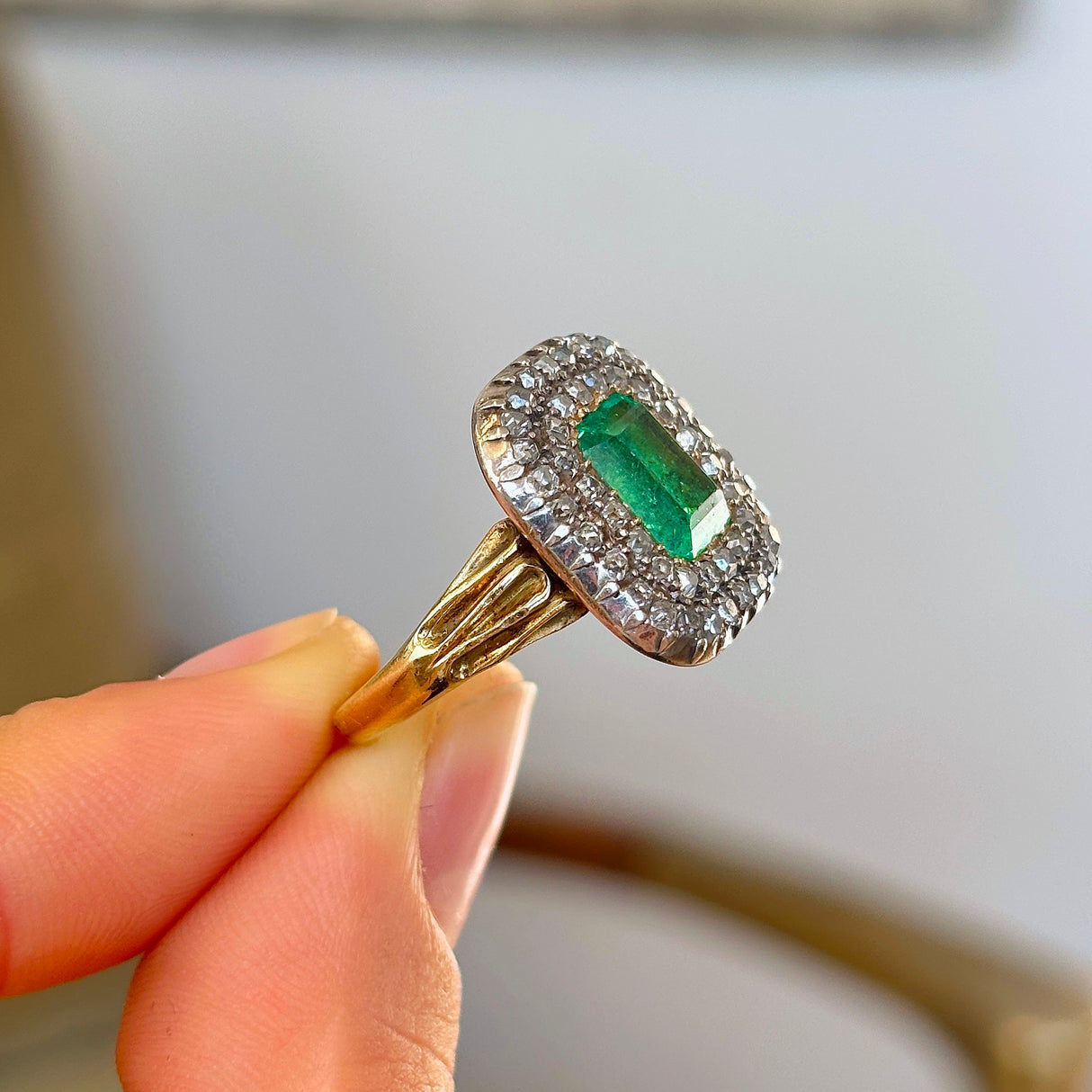 Antique, Georgian emerald & diamond cluster ring & silver