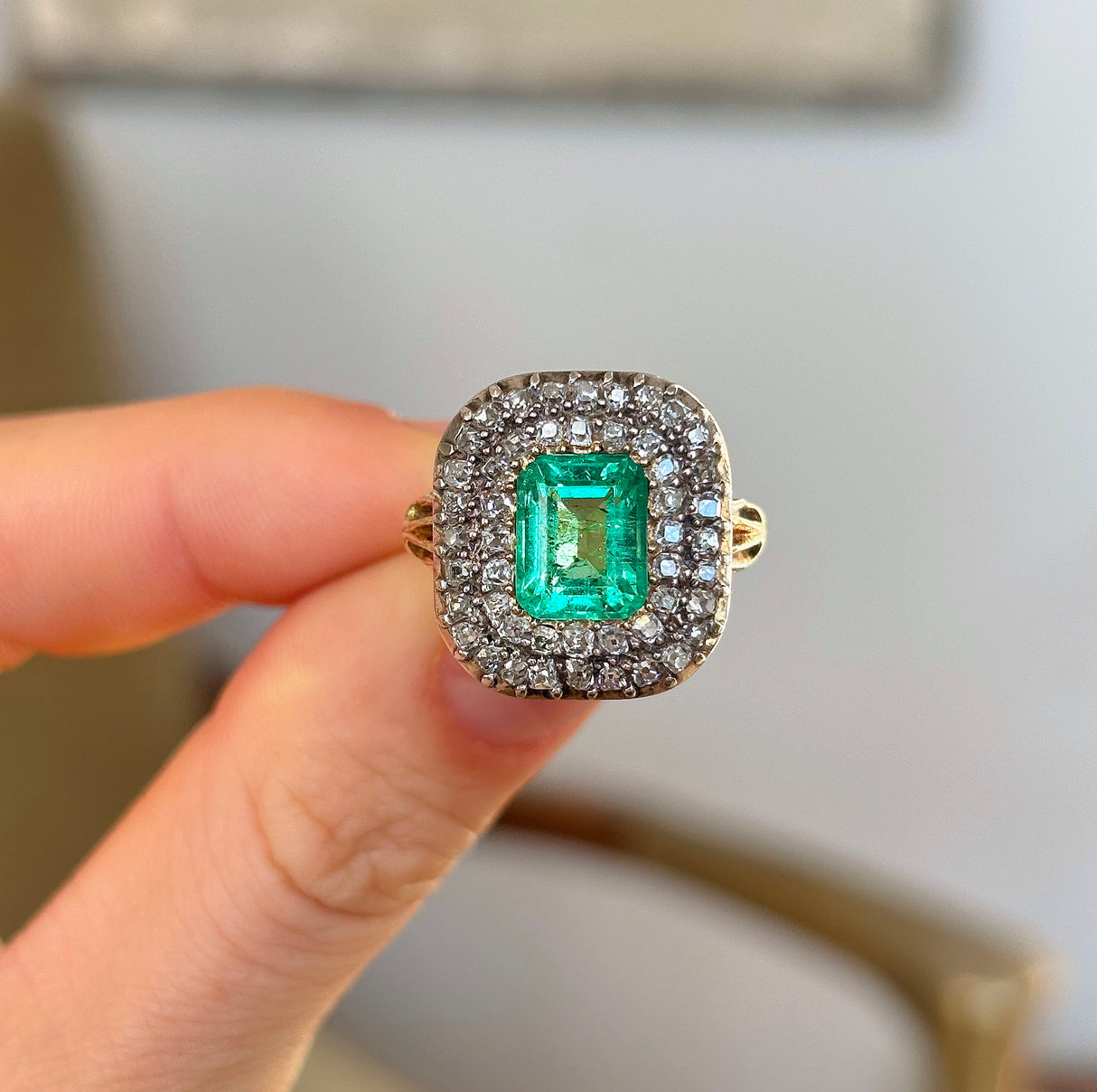 Antique, Georgian emerald & diamond cluster ring & silver