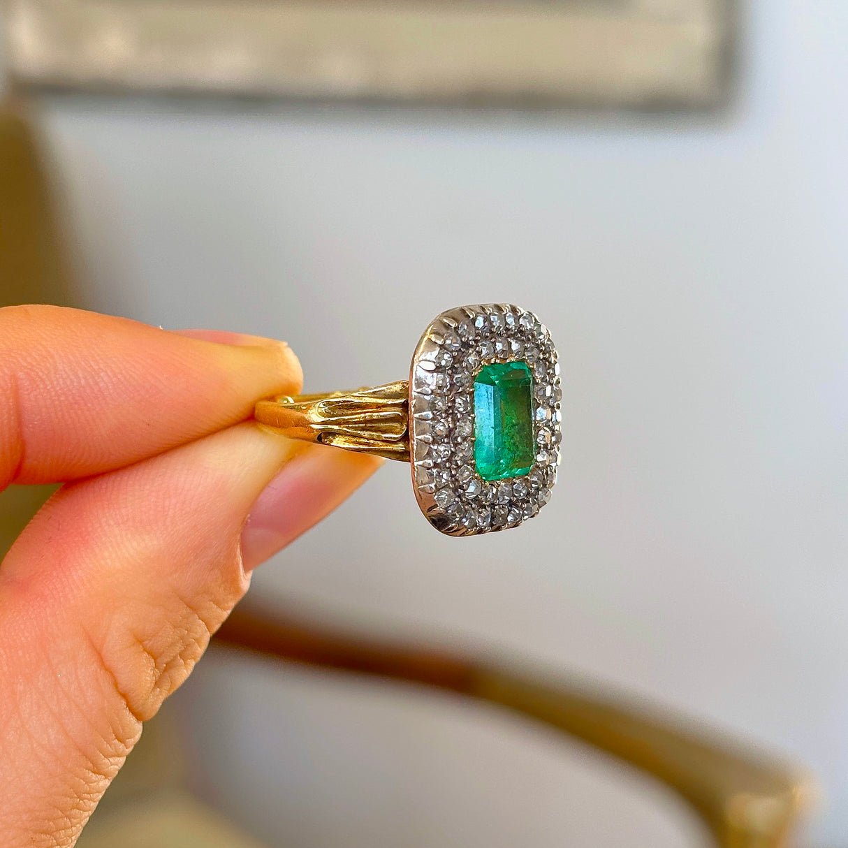 Antique, Georgian emerald & diamond cluster ring & silver