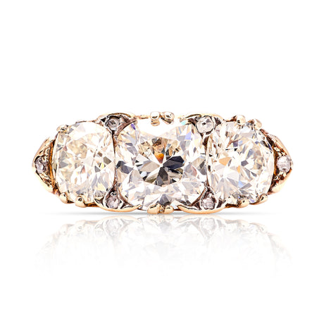 Antique, Victorian three-stone diamond ring front view