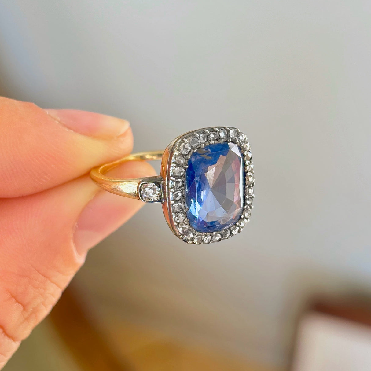 Antique, early Victorian, sri lankan sapphire and diamond ring