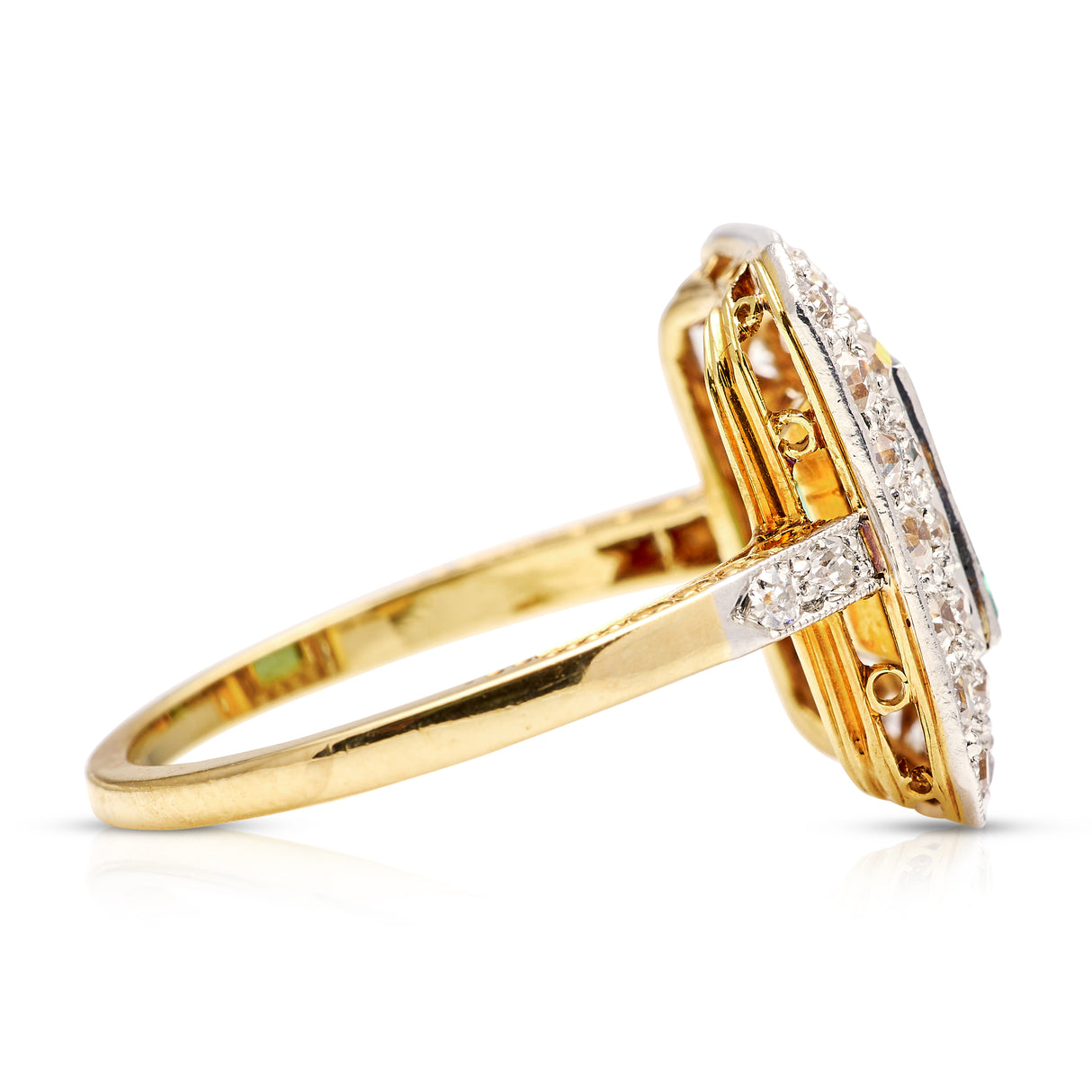 Vintage, Art Deco emerald and diamond cluster ring