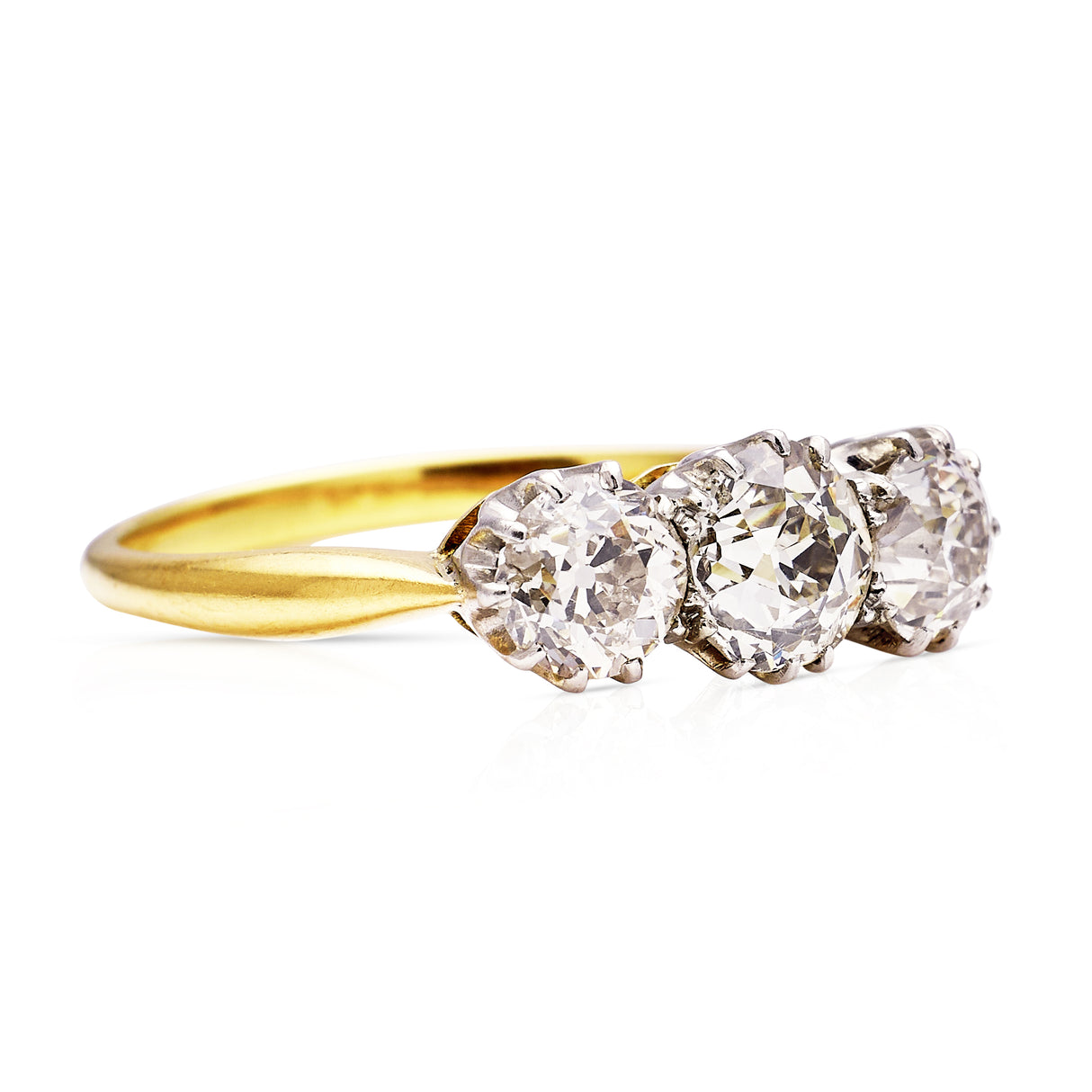 Edwardian, three stone 1.75ct diamond engagement ring, 18ct yellow gold