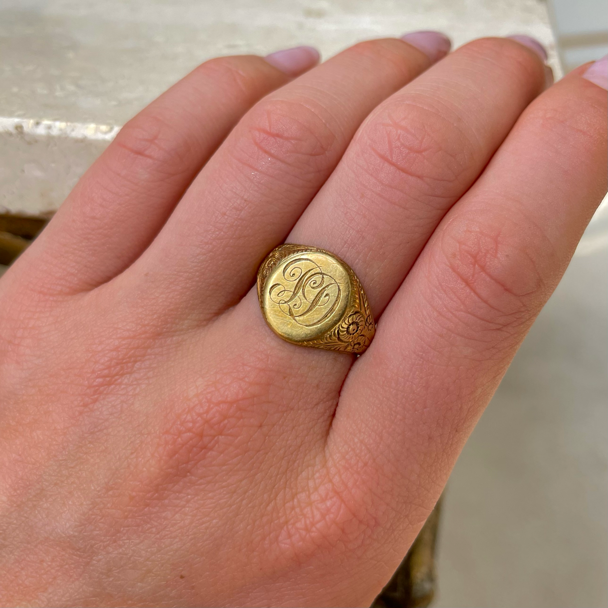 Signet ring initials "jd"