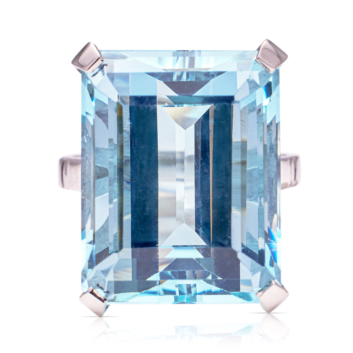 Vintage, 20ct aquamarine cocktail ring