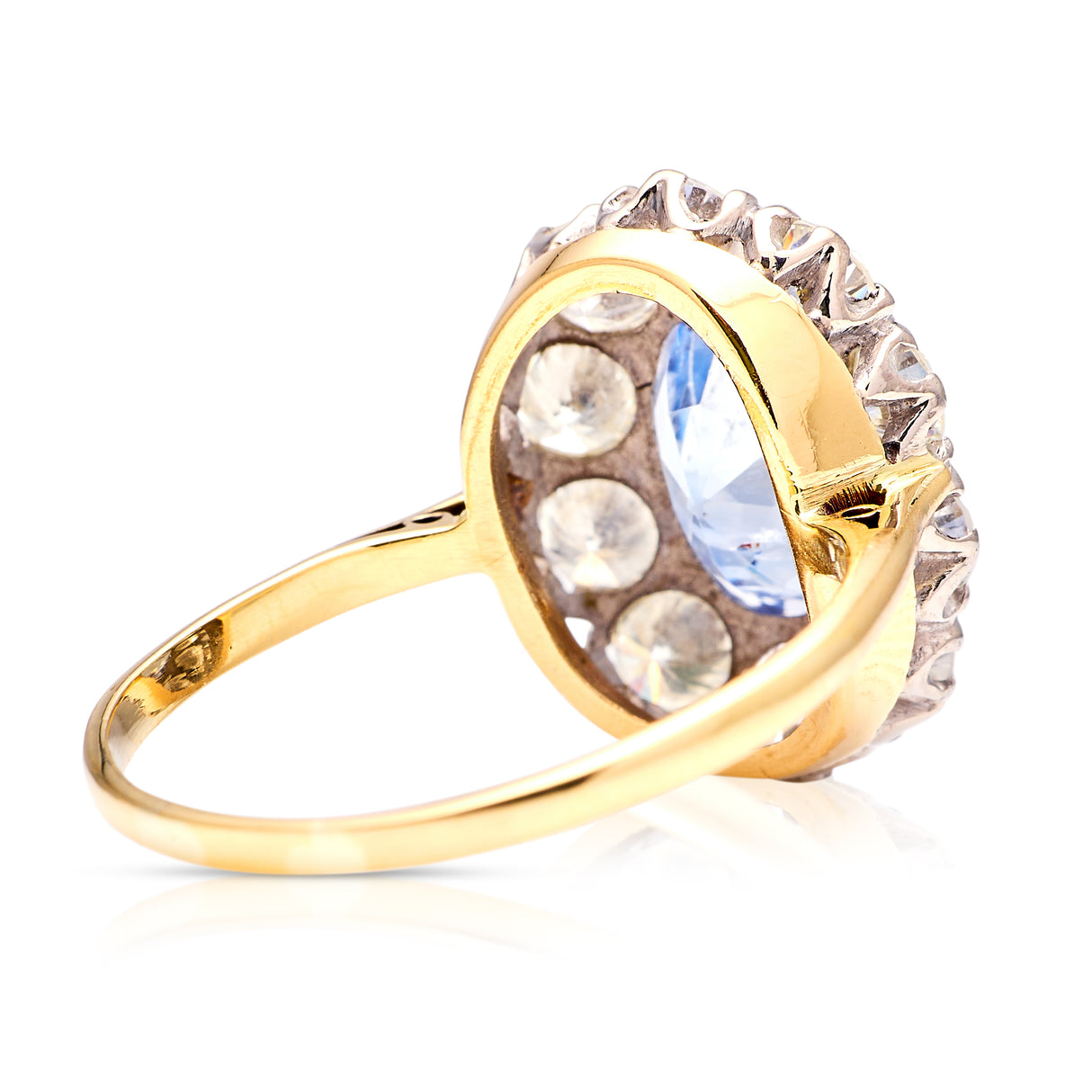 Vintage, 1980s cornflower blue sapphire & diamond cluster ring