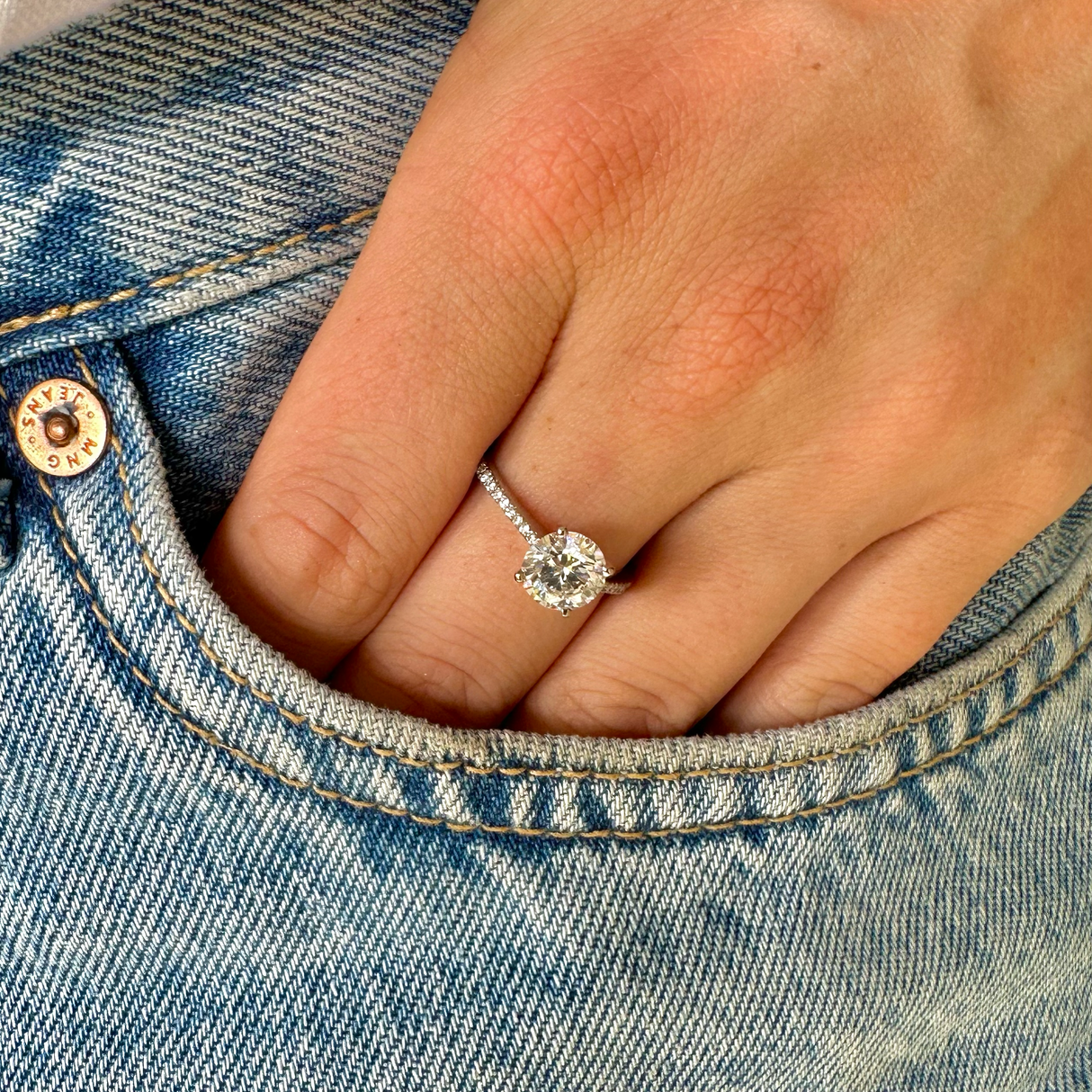 Engagement, 1.50ct diamond solitaire ring