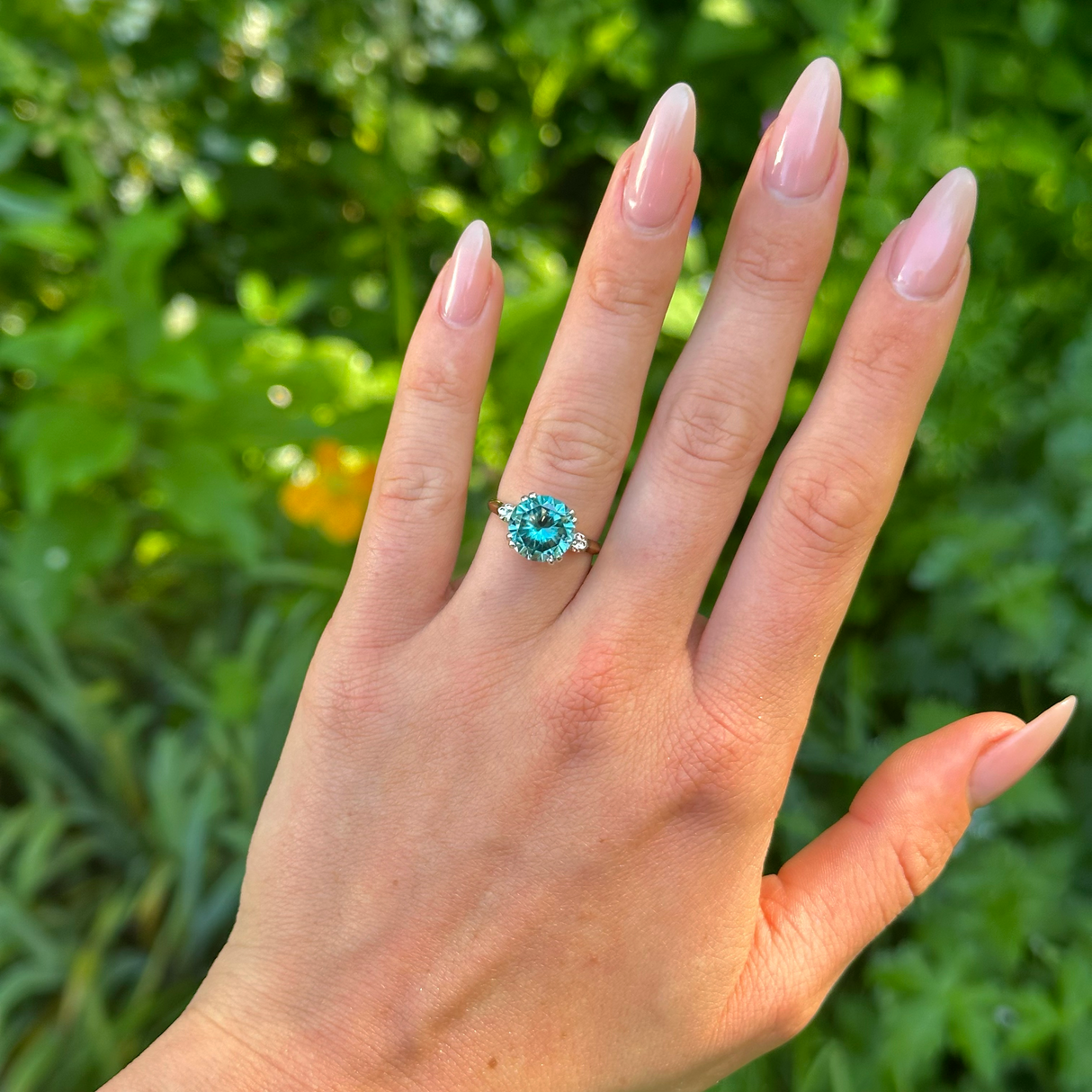 Vintage, 1940s Single-Stone Zircon Ring, 14ct Yellow Gold worn on hand.