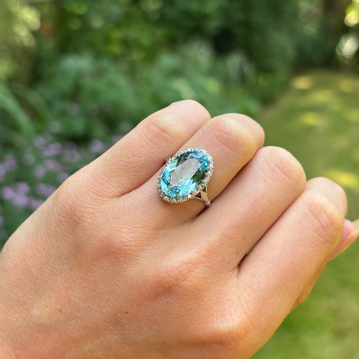 Vintage, 1940s aquamarine and diamond cluster ring, 18ct white gold